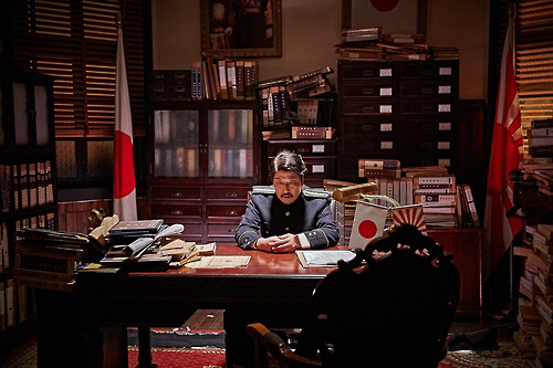 영화 '밀정' 속 송강호워너브러더스 코리아 제공